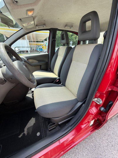 Fiat Panda 1.2 Dynamic (9)