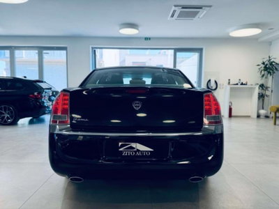 Lancia Thema 3.0 V6 Multijet II 239 CV Executive (6)