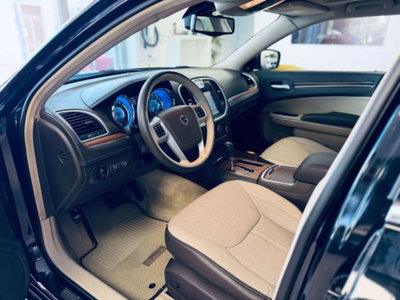 Lancia Thema 3.0 V6 Multijet II 239 CV Executive (8)