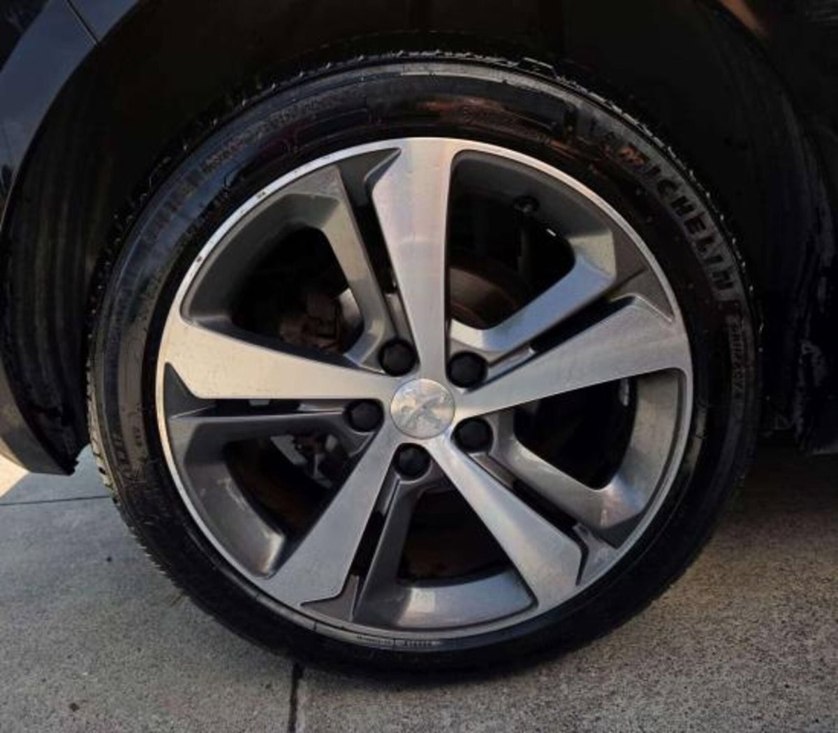 Peugeot 308 BlueHDi 120 S&S Allure (13)