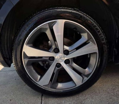 Peugeot 308 BlueHDi 120 S&S Allure (13)