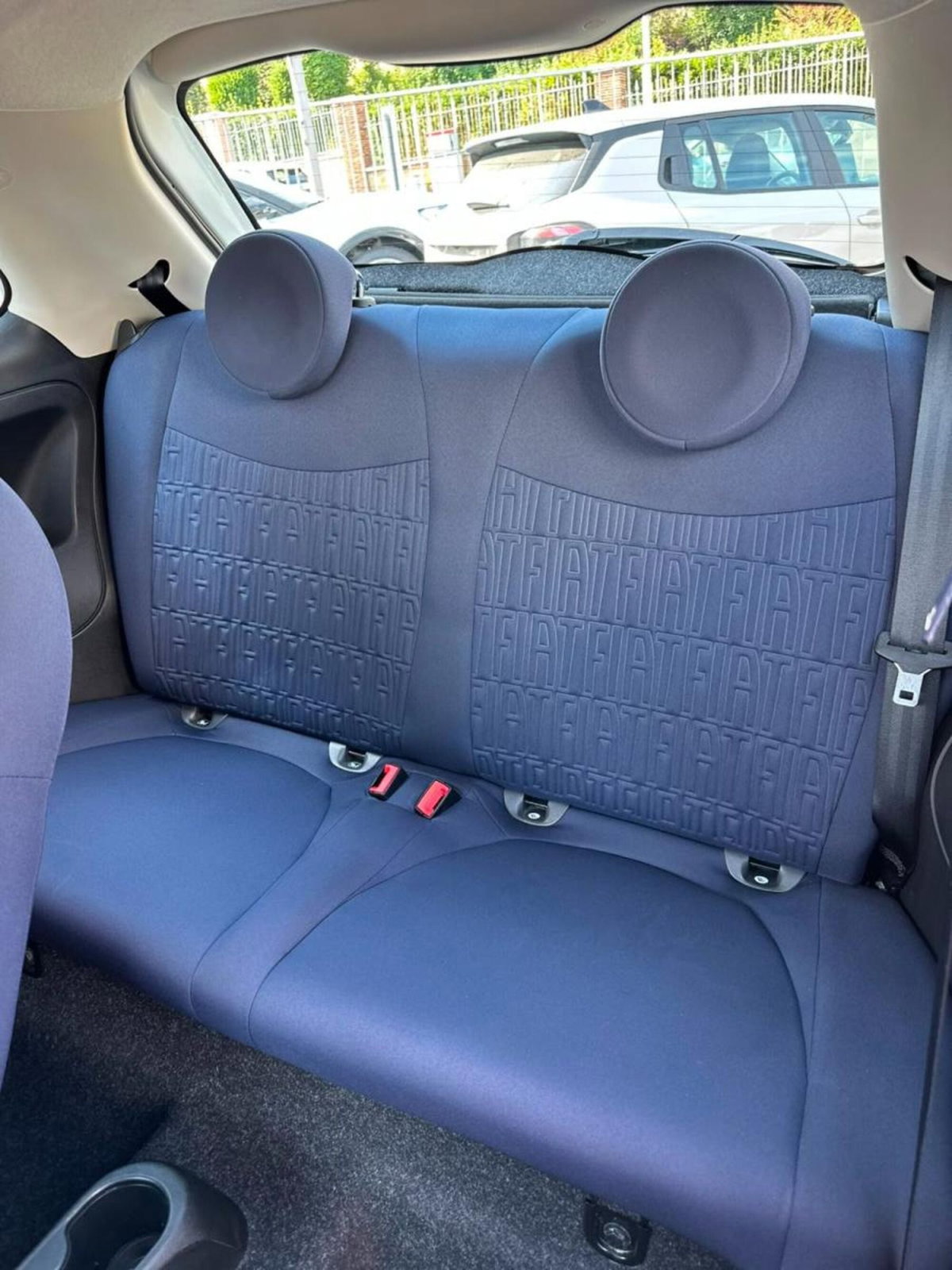 Fiat 500 1.0 Hybrid Connect (8)