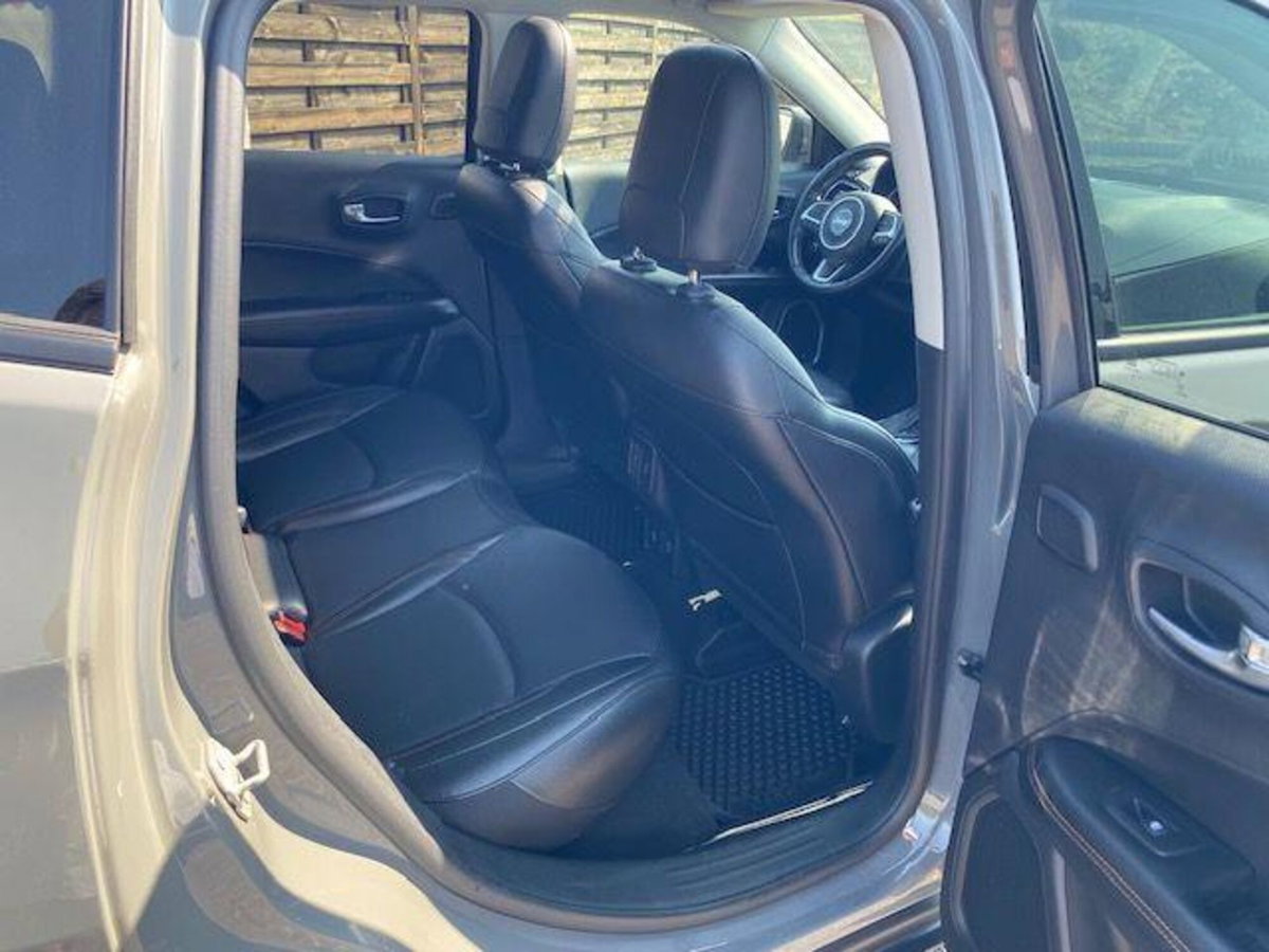 Jeep Compass 2.0 Multijet II aut. 4WD Limited (16)