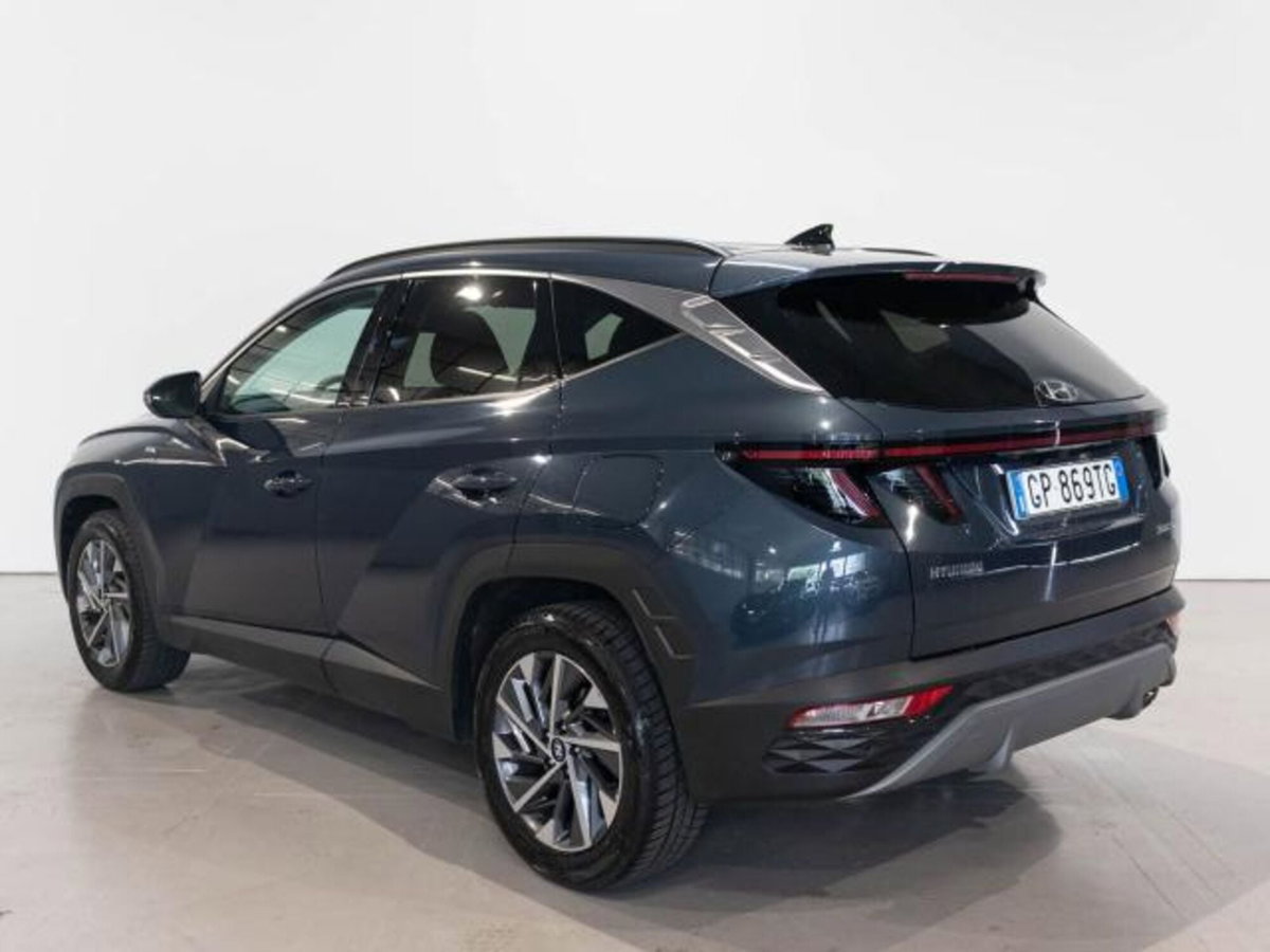 Hyundai Tucson 1.6 t-gdi 48V Xline 2wd imt (3)