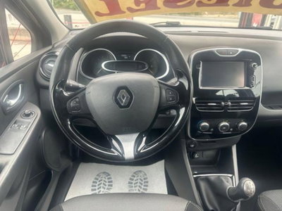 Renault Clio 1.5 dCi 8V 75CV 5 porte Costume National (10)