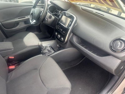 Renault Clio 1.5 dCi 8V 75CV 5 porte Costume National (19)