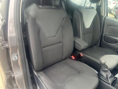 Renault Clio 1.5 dCi 8V 75CV 5 porte Costume National (20)
