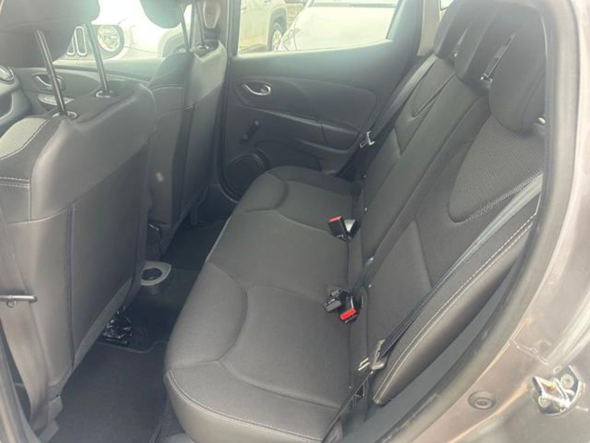 Renault Clio 1.5 dCi 8V 75CV 5 porte Costume National (8)