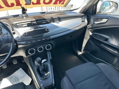 Alfa Romeo Giulietta 1.6 JTDm-2 Exclusive (12)