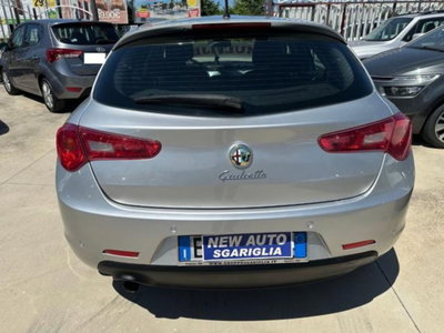 Alfa Romeo Giulietta 1.6 JTDm-2 Exclusive (5)