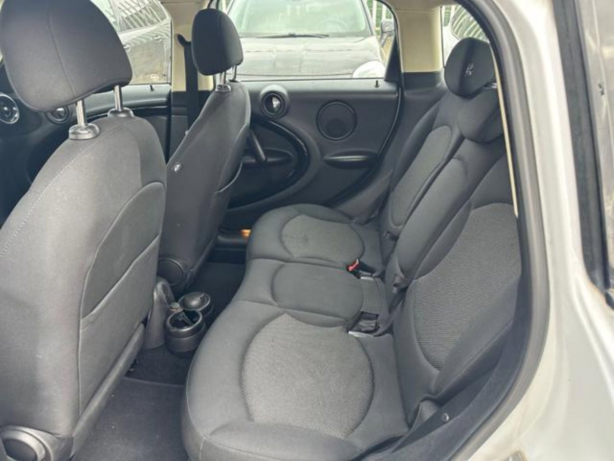 MINI Mini Countryman 1.6 Cooper D Countryman (10)