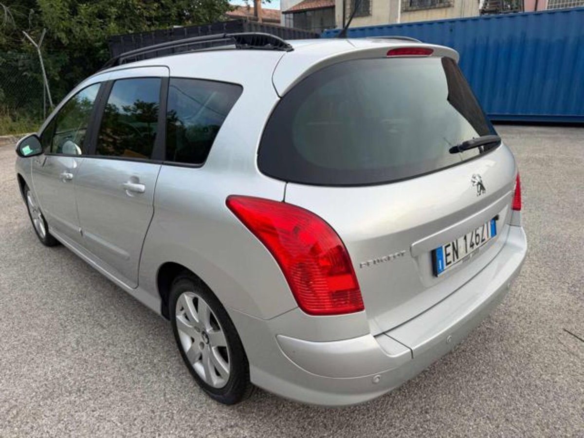 Peugeot 308 SW 1.6 8V e-HDi 112CV Stop&Start robotiz. Active (17)