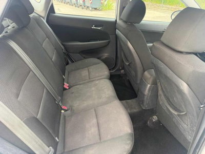 Hyundai i30 1.6 CRDi 90CV 6m. 5p. Limited Edition (10)