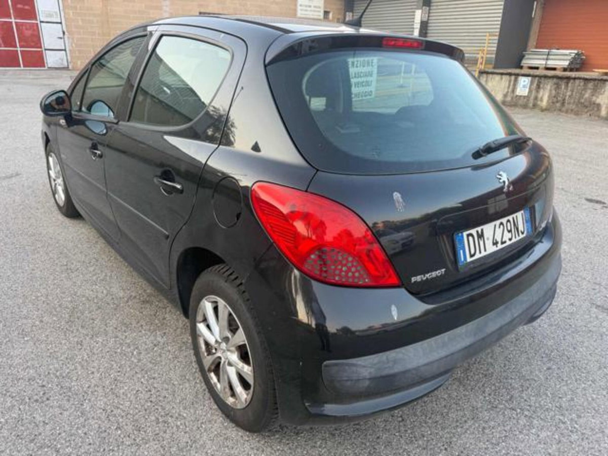 Peugeot 207 8V 75CV 5p. Energie (10)