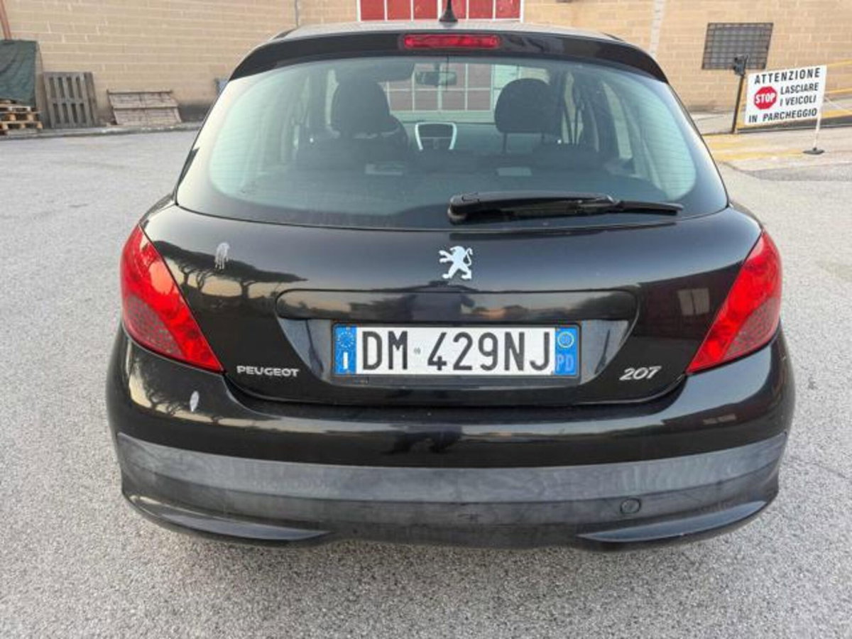 Peugeot 207 8V 75CV 5p. Energie (11)