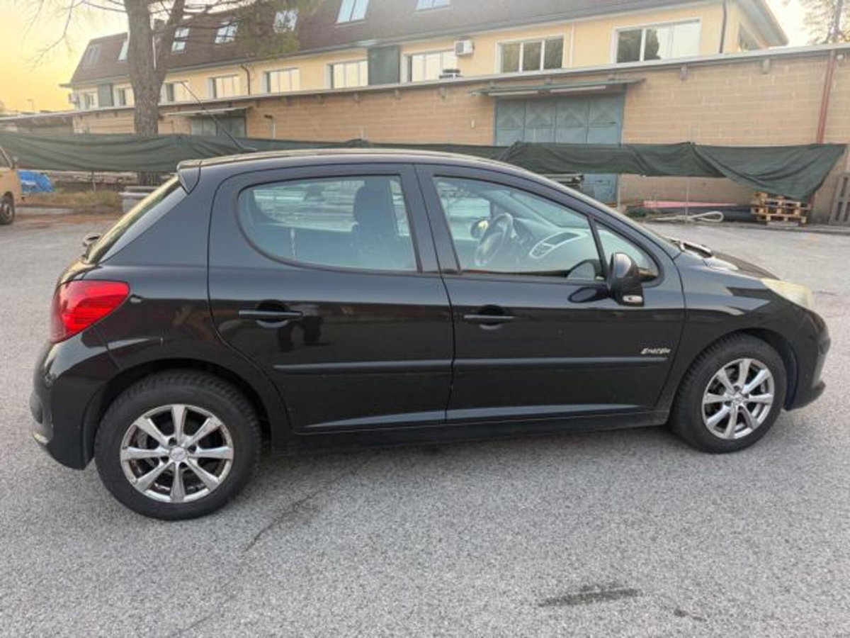 Peugeot 207 8V 75CV 5p. Energie (18)