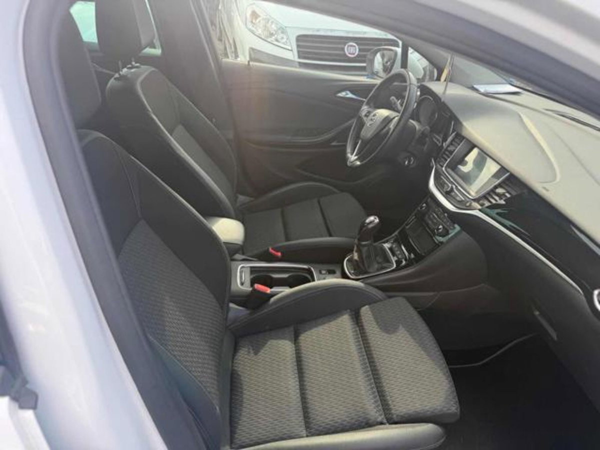 Opel Astra Station Wagon 1.6 CDTi 136CV Start&Stop Sports Innovation (16)
