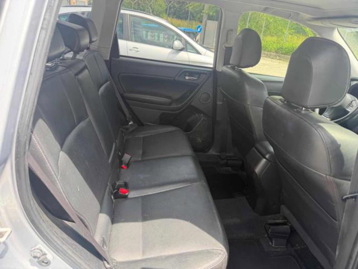 Subaru Forester 2.0D-S Dynamic (6)