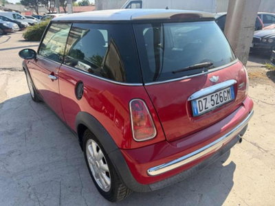 MINI Mini 1.6 16V Cooper (17)