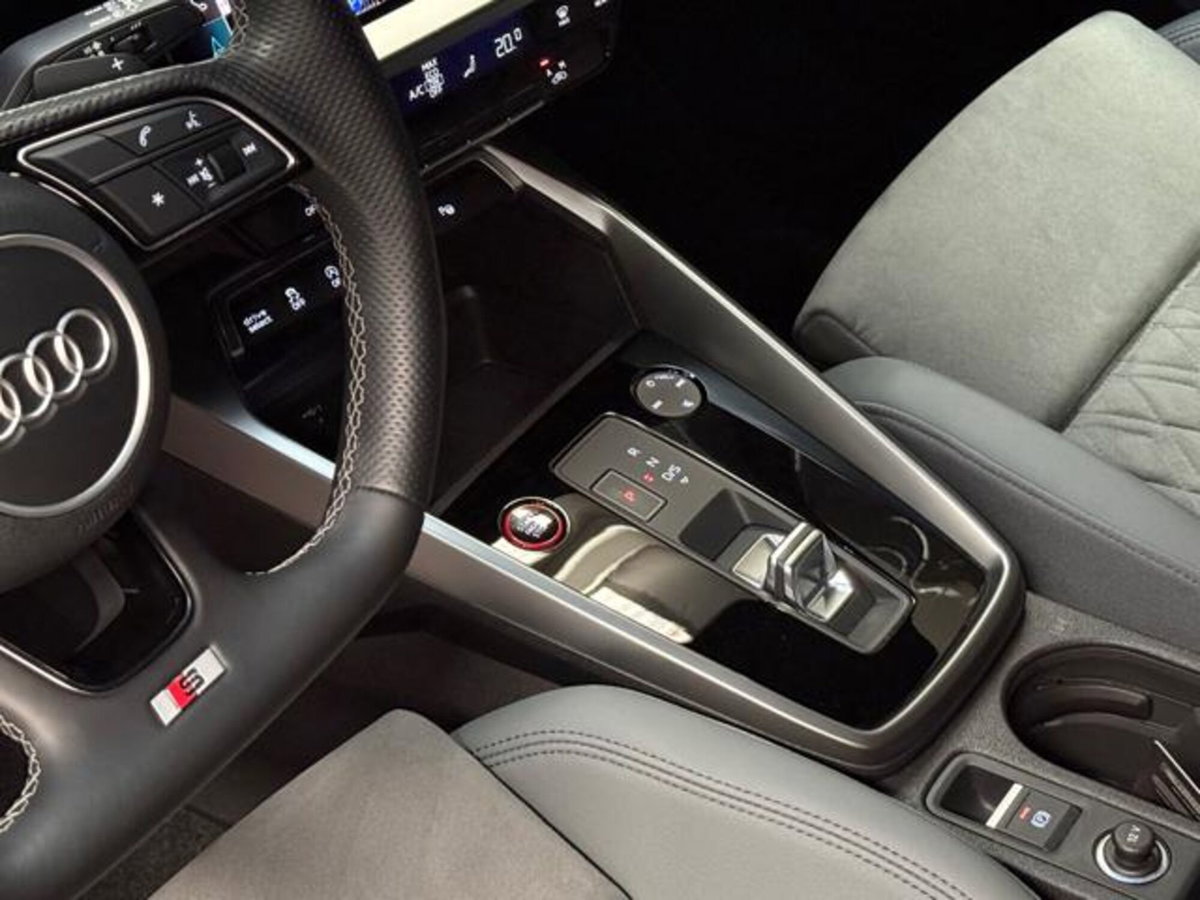 Audi S3 Sportback TFSI 310 CV quattro S tronic sport attitude (9)