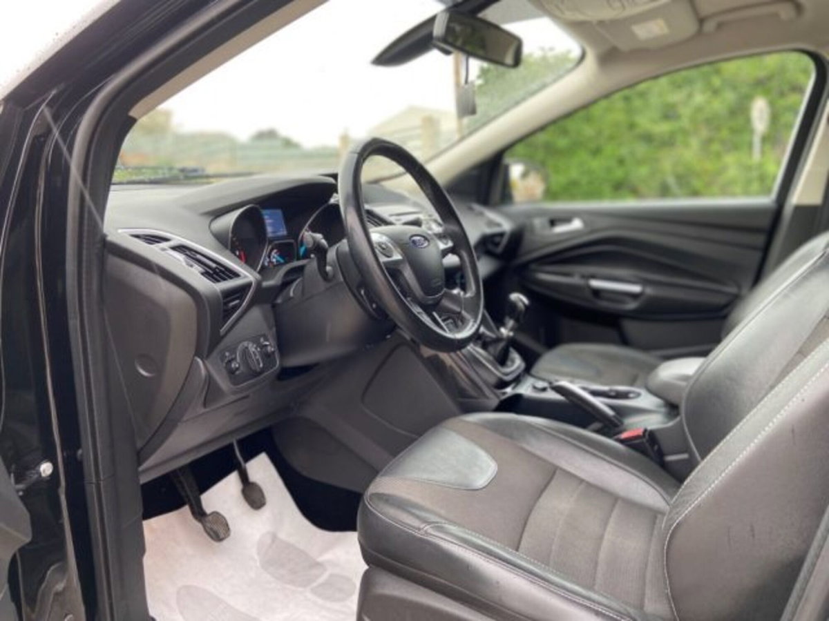Ford Kuga 2.0 TDCI 120 CV S&S 2WD Titanium (11)