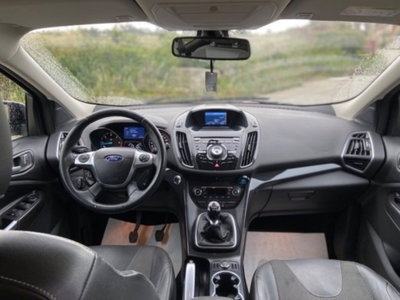 Ford Kuga 2.0 TDCI 120 CV S&S 2WD Titanium (13)
