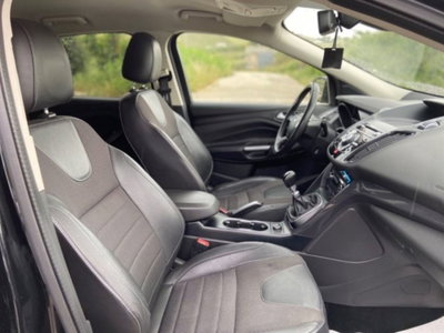 Ford Kuga 2.0 TDCI 120 CV S&S 2WD Titanium (16)