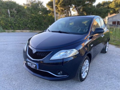 Lancia Ypsilon 1.2 69 CV 5 porte Opening Edition (4)