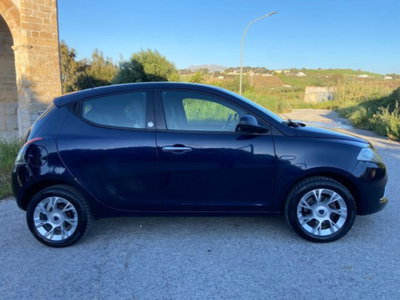 Lancia Ypsilon 1.2 69 CV 5 porte Opening Edition (9)