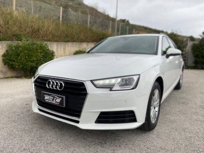 Audi A4 Avant 2.0 TDI 150 CV ultra Business usata