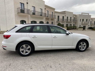 Audi A4 Avant 2.0 TDI 150 CV ultra Business (10)