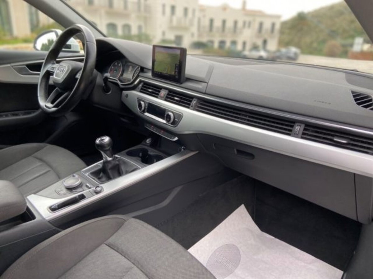 Audi A4 Avant 2.0 TDI 150 CV ultra Business (17)