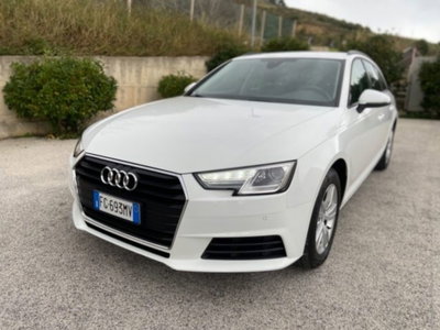 Audi A4 Avant 2.0 TDI 150 CV ultra Business (2)