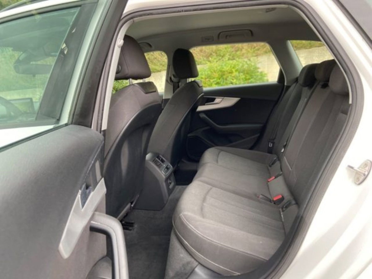 Audi A4 Avant 2.0 TDI 150 CV ultra Business (20)
