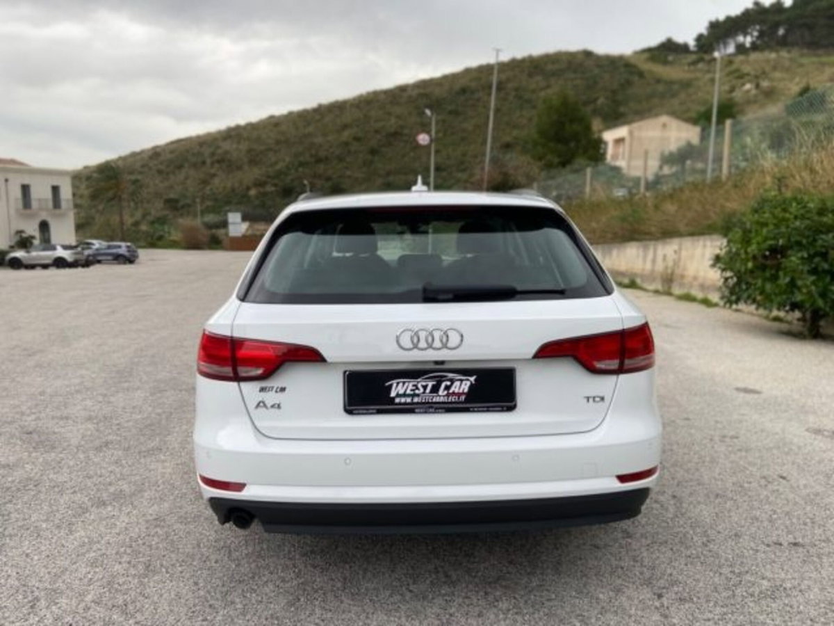 Audi A4 Avant 2.0 TDI 150 CV ultra Business (8)