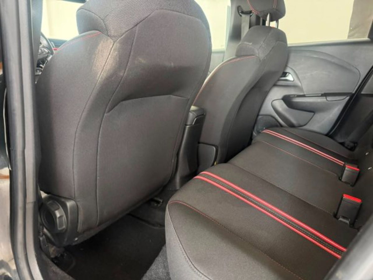 Opel Corsa 1.2 100 CV GS Line (12)