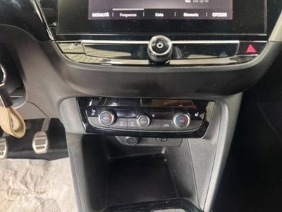Opel Corsa 1.2 100 CV GS Line (15)