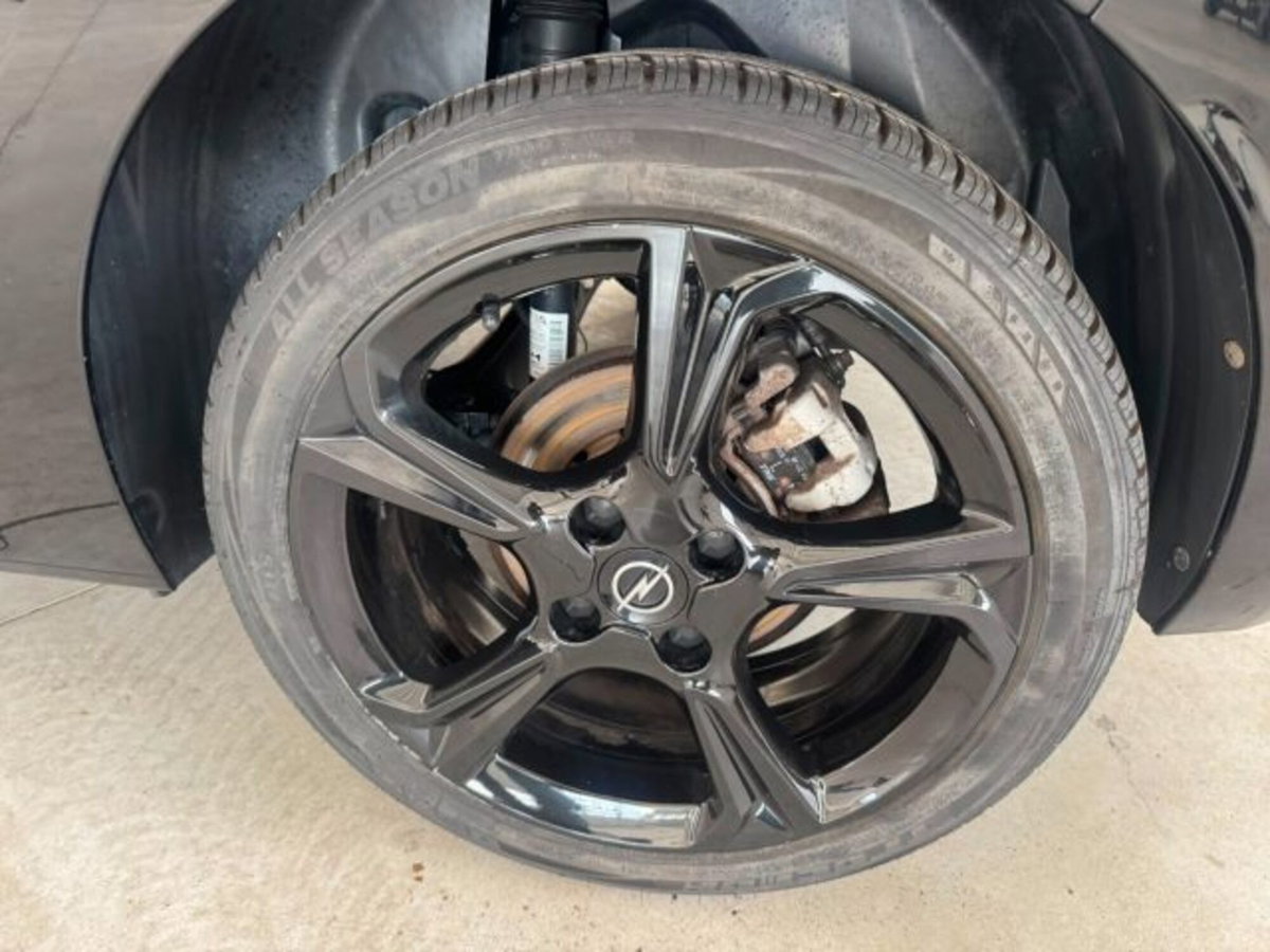 Opel Corsa 1.2 100 CV GS Line (19)