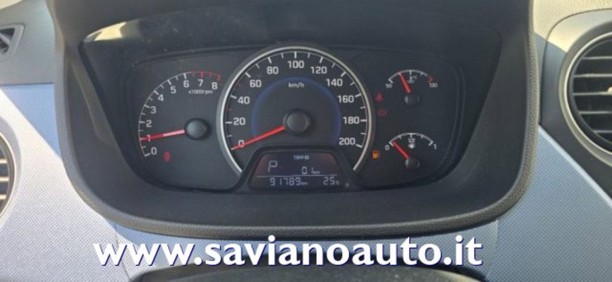 Hyundai i10 1.0 MPI AT Tech (8)