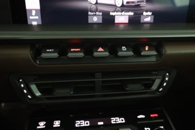 Porsche 911 Cabrio Cabrio 3.0 Carrera 4S (11)