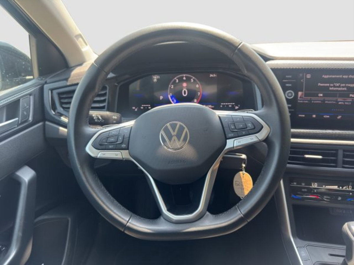 Volkswagen Polo 1.0 tsi Life 95cv dsg (12)