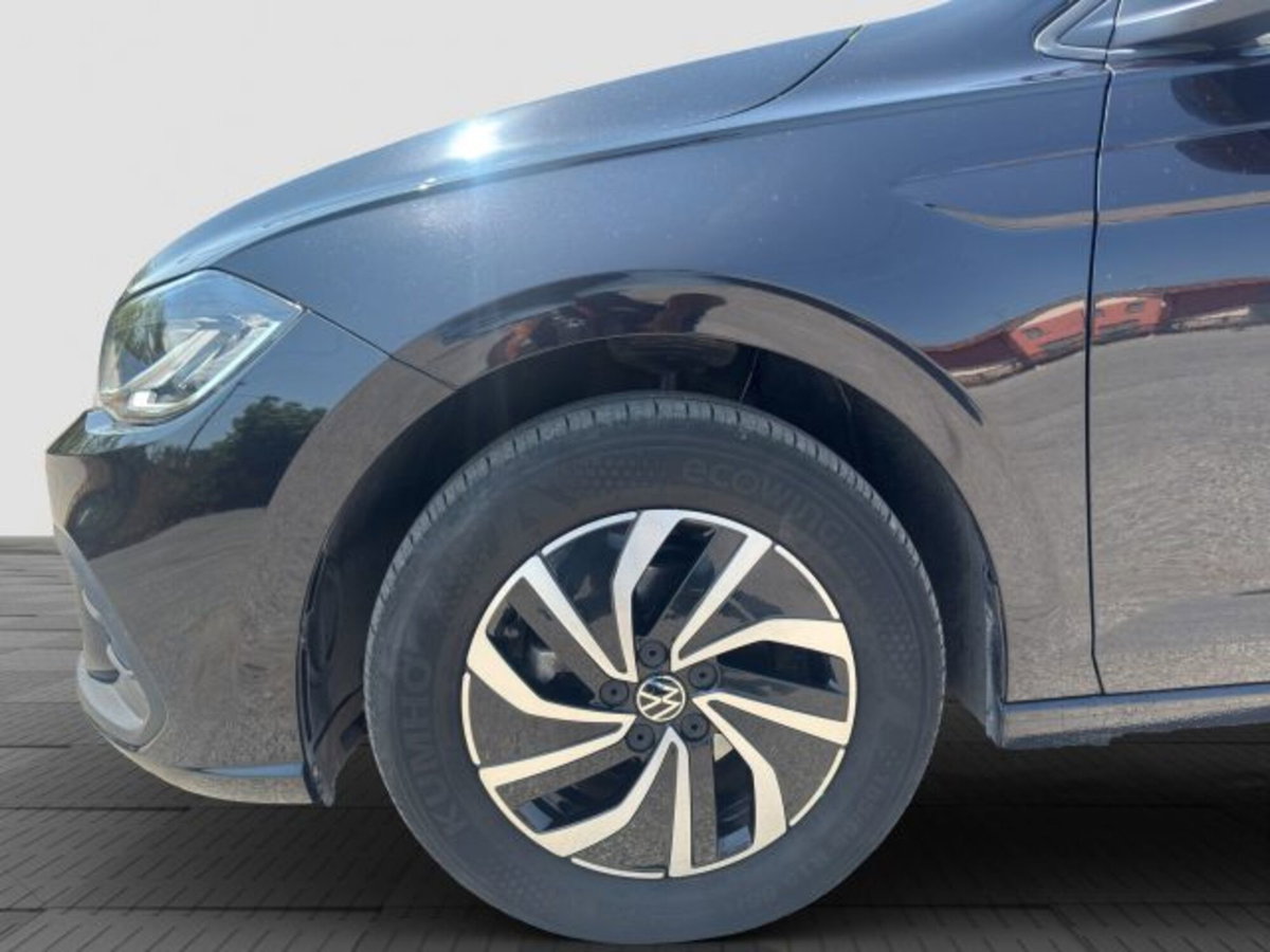 Volkswagen Polo 1.0 tsi Life 95cv dsg (15)