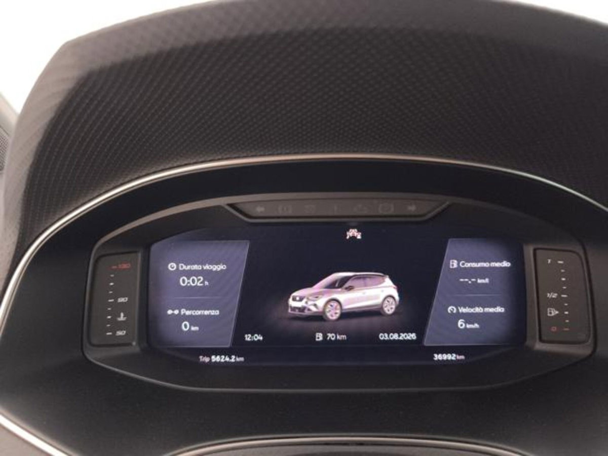 SEAT Arona 1.0 EcoTSI 110 CV XPERIENCE (13)