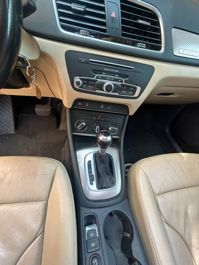 Audi Q3 2.0 TDI 150 CV quattro S tronic Business (7)
