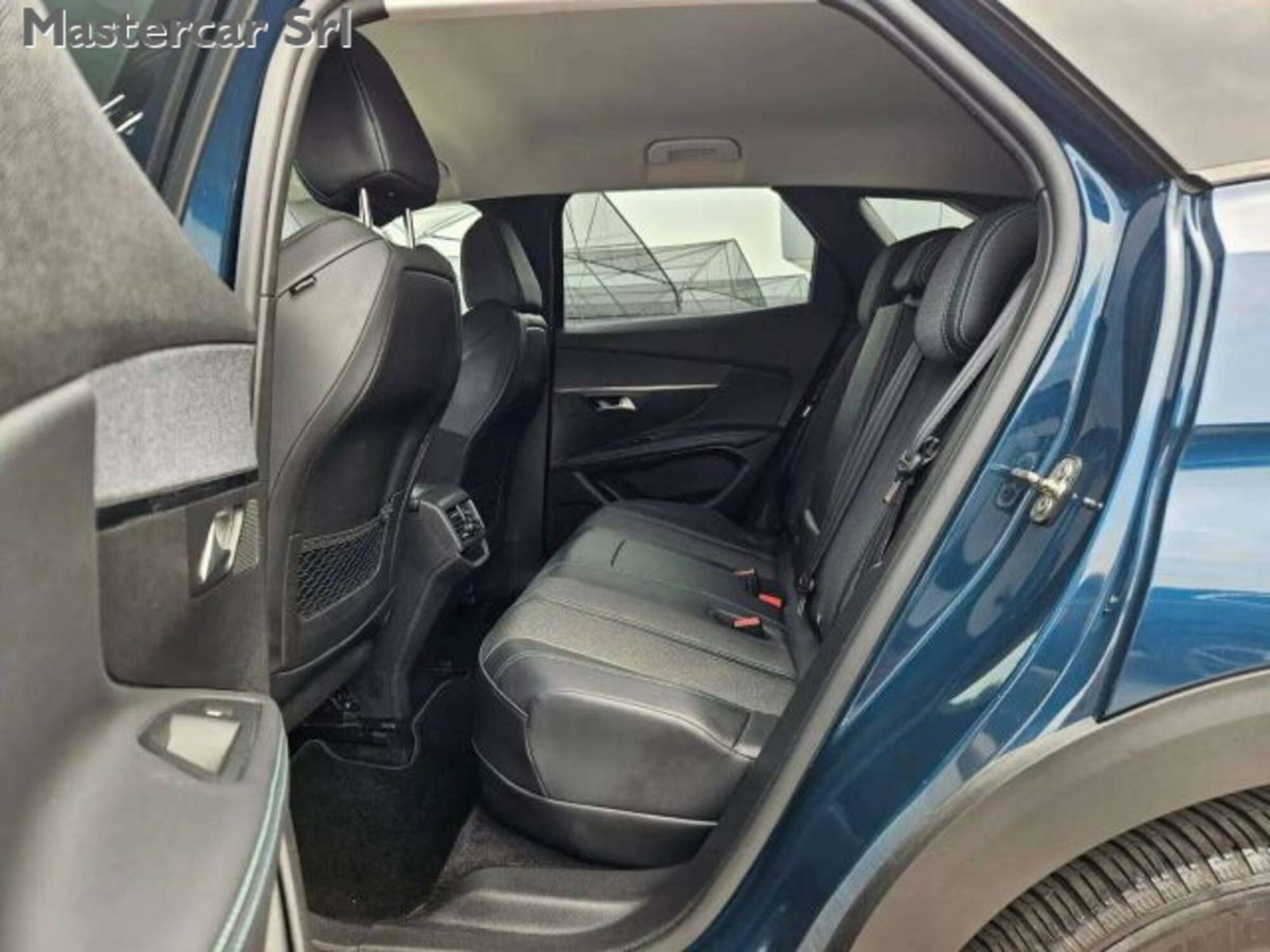 Peugeot 3008 Hybrid 225 e-EAT8 Allure Pack (12)
