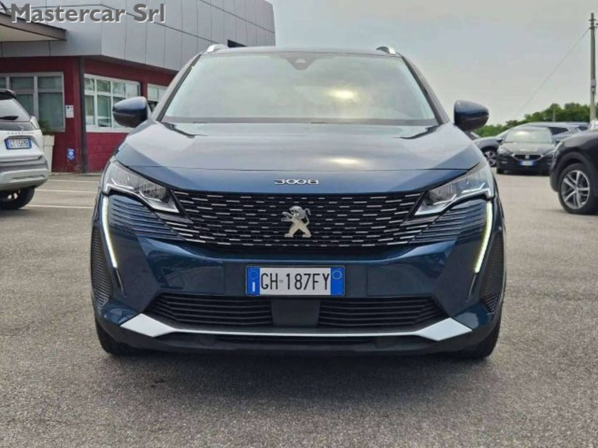 Peugeot 3008 Hybrid 225 e-EAT8 Allure Pack (2)