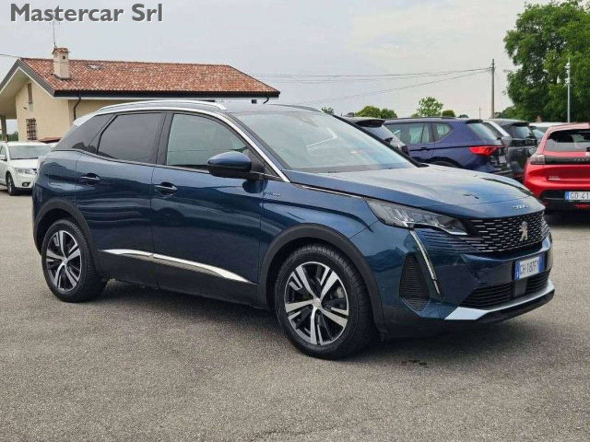 Peugeot 3008 Hybrid 225 e-EAT8 Allure Pack (3)