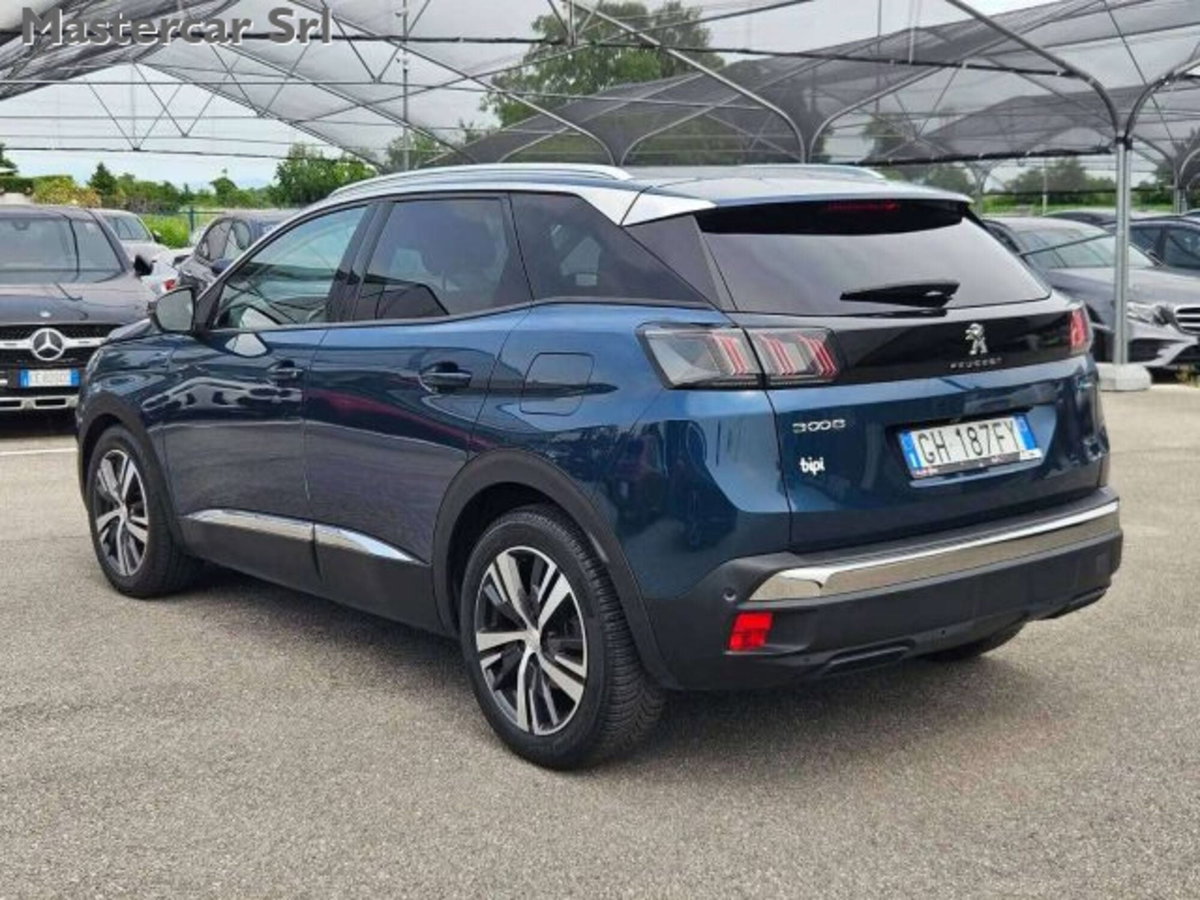 Peugeot 3008 Hybrid 225 e-EAT8 Allure Pack (4)