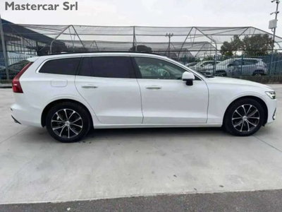Volvo V60 B4 (d) Geartronic Momentum Business Pro (7)