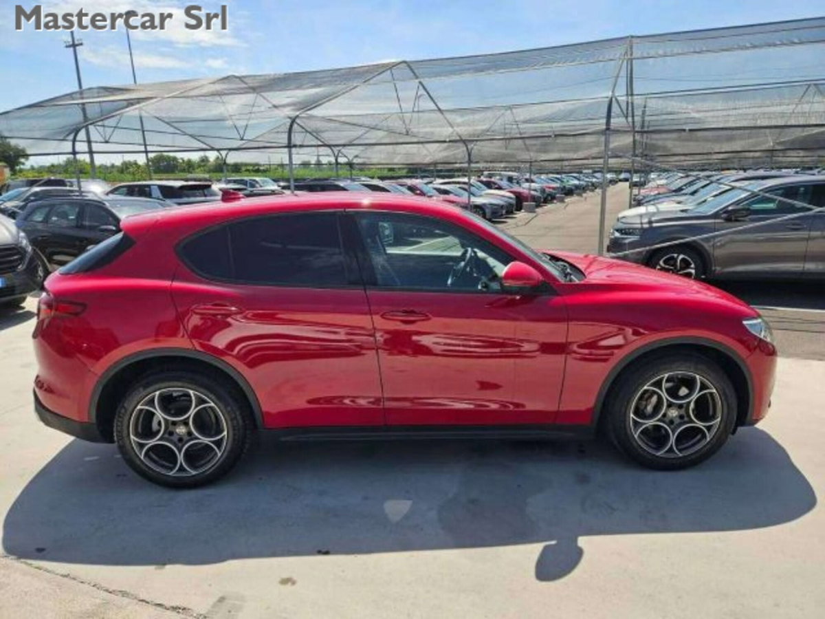 Alfa Romeo Stelvio 2.2 t Intensa rwd 160cv auto (9)